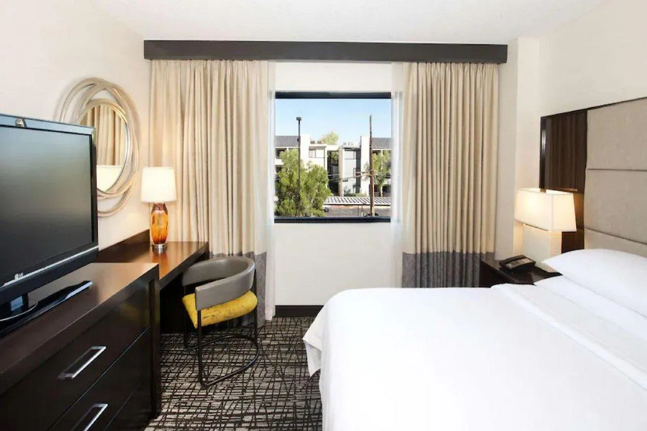 Embassy Suites By Hilton Las Vegas Hotel