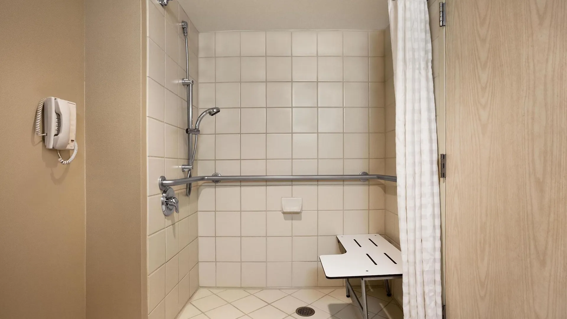 **** Hotel Embassy Suites By Hilton Las Vegas Stati Uniti
