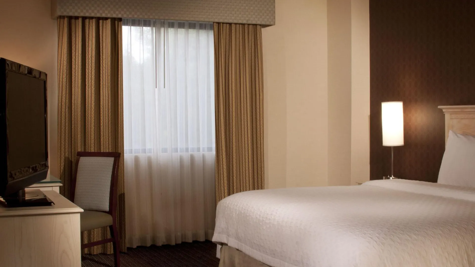 Hotel Embassy Suites By Hilton Las Vegas