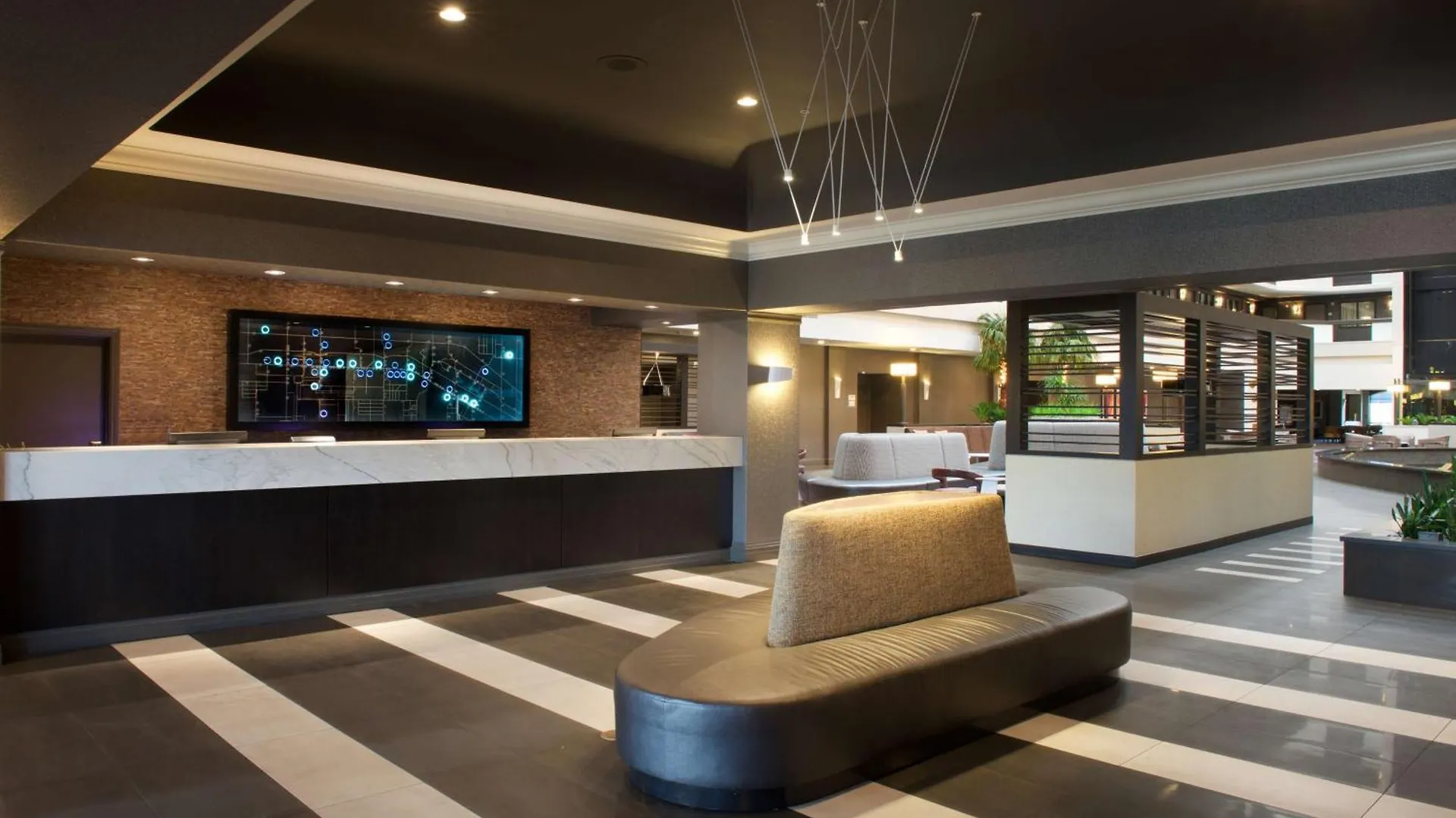Embassy Suites By Hilton Las Vegas 4*,